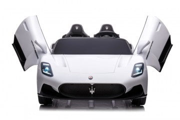 Maserati MC20 24V, Zweisitzer, Flügeltüren, Musik, Beleuchtung, Leder Sitze, Gummi Reifen